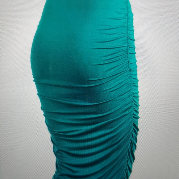 Ruched High Waist Pencil Skirt - Picture 3 of 6